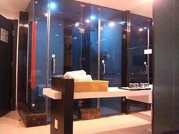 Sports Park Business Hotel 랴오청 외부 사진